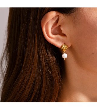 Oorbellen 'Bohemian Pearl Shell', Verguld met 14-karaats Goud