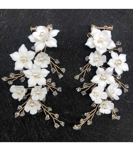 Boucles d'oreilles de mariage faites à la main avec strass Java