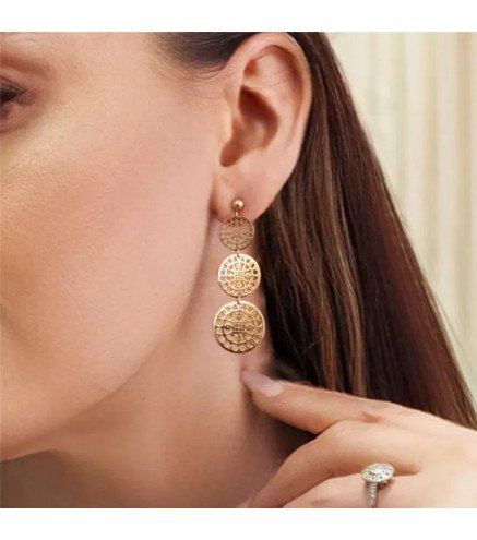 Kolczyki 'Triple Rosettes' w kształcie rozet, pozłacane 14k złotem