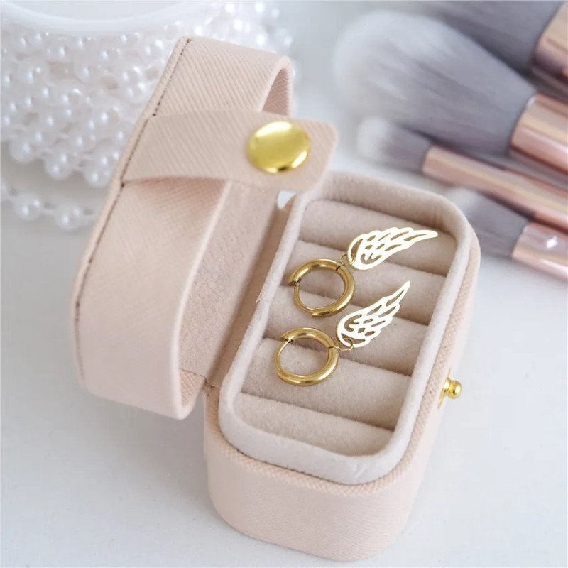 Ohrringe 'Golden Wings' in Flügelform, Vergoldet mit 14k Gold Ohrringe 'Golden Wings' in Flügelform, Vergoldet mit 14k Gold