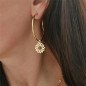 Ohrringe 'Golden Lotus' mit Lotusmotiv in Kreisen, Vergoldet mit 14k Gold Ohrringe 'Golden Lotus' mit Lotusmotiv in Kreisen, Vergoldet mit 14k Gold