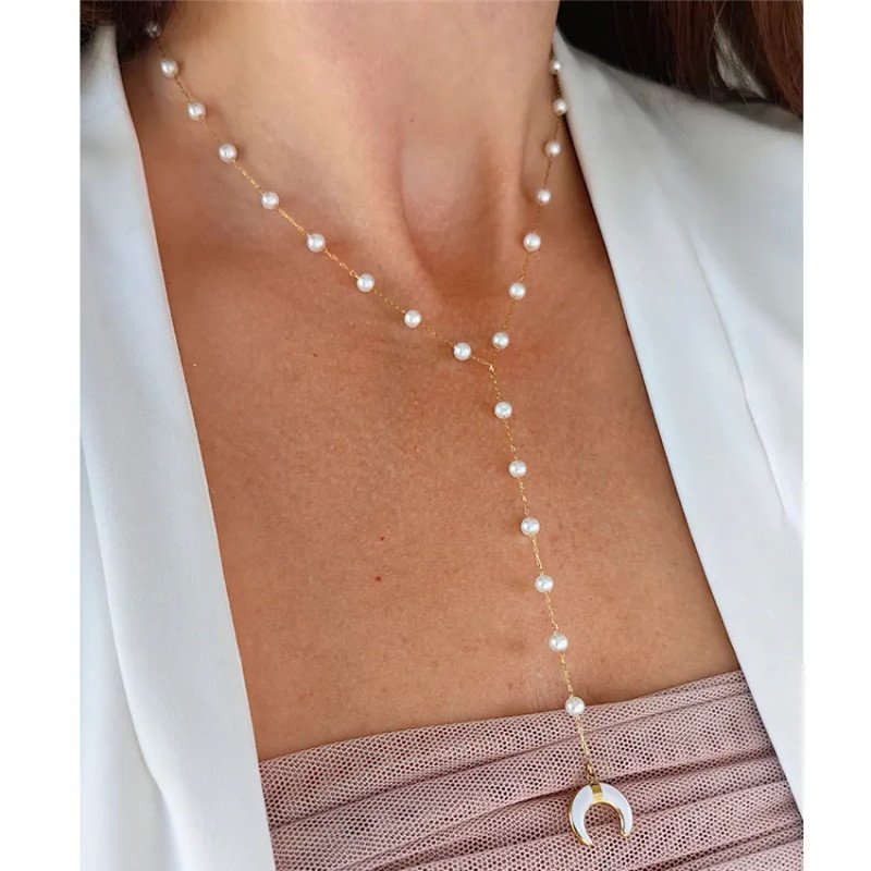 Collier en acier inoxydable avec perles blanches tombantes et lune