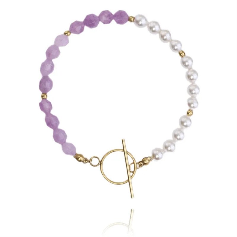 Armband 'Pearl & Violet' met Parels en Paarse Stenen, Verguld met 14-karaats Goud Armband 'Pearl & Violet' met Parels en Paarse Stenen, Verguld met 14-karaats Goud