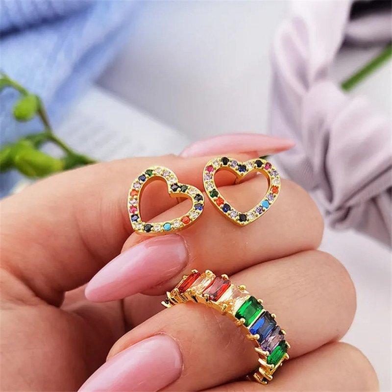 Boucles d'oreilles 'Rainbow Hearts' avec Pierres Colorées Boucles d'oreilles 'Rainbow Hearts' avec Pierres Colorées